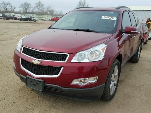 1GNLVGED2AJ230192 - 2010 CHEVROLET TRAVERSE L MAROON photo 2