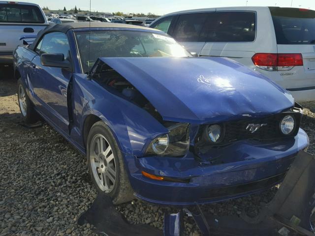 1ZVFT85H955205175 - 2005 FORD MUSTANG GT BLUE photo 1