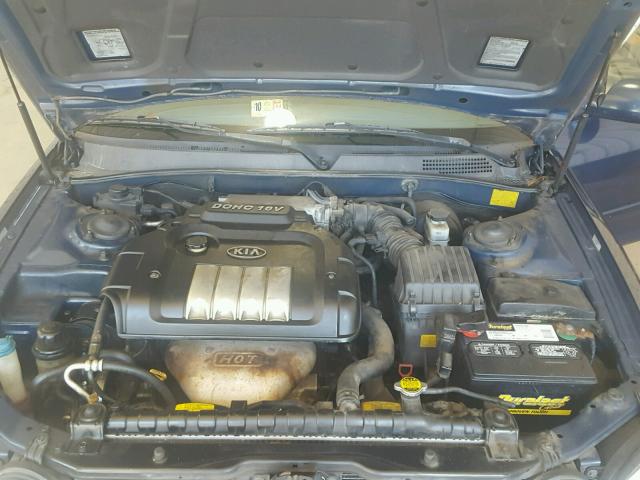 KNAGD126755398132 - 2005 KIA OPTIMA LX BLUE photo 7