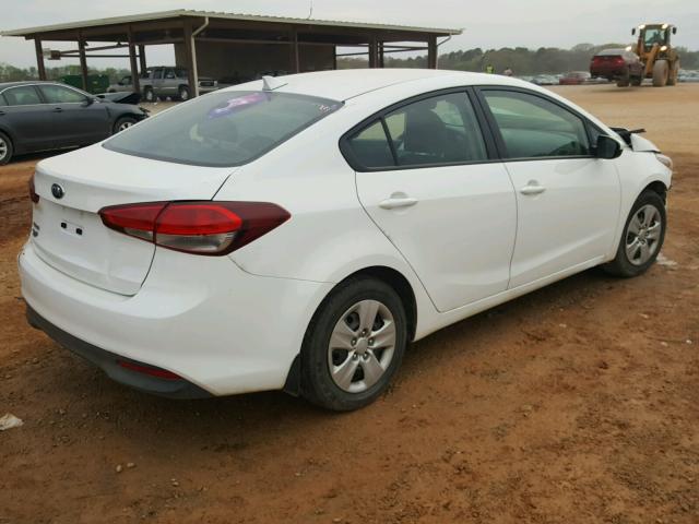 3KPFK4A70HE056577 - 2017 KIA FORTE LX WHITE photo 4