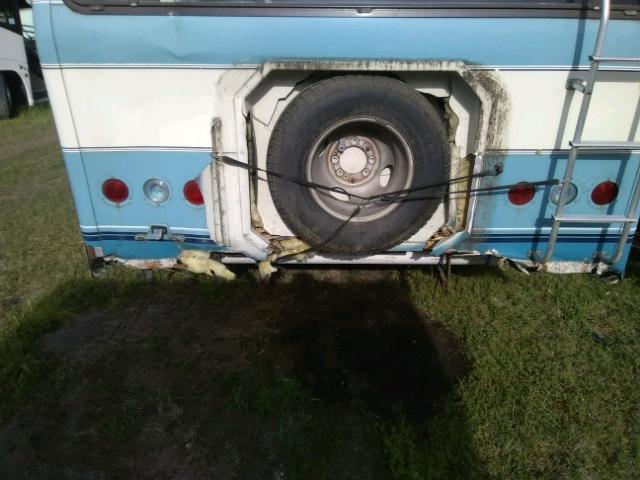 1FDKE30G2MHA57487 - 1991 FORD E350 RV TWO TONE photo 9