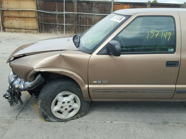 1GCDT13W92K215849 - 2002 CHEVROLET S TRUCK S1 BROWN photo 10