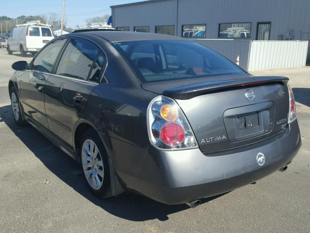 1N4BL11D24C125275 - 2004 NISSAN ALTIMA SE GRAY photo 3