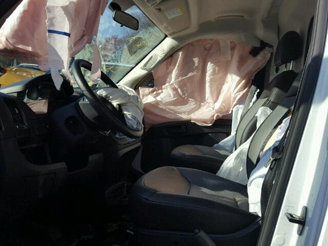 3C6TRVDG1JE104388 - 2018 RAM PROMASTER 白色 照片 5