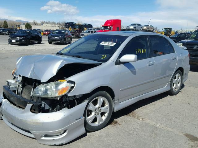 2T1BY30E46C550461 - 2006 TOYOTA COROLLA XR SILVER photo 2