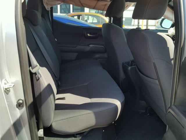 3TMCZ5AN1HM090035 - 2017 TOYOTA TACOMA DOU Күміс фото 6