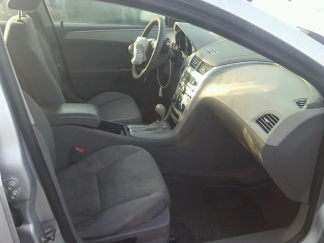 1G1ZC5E05AF290697 - 2010 CHEVROLET MALIBU 1LT 银色 照片 5