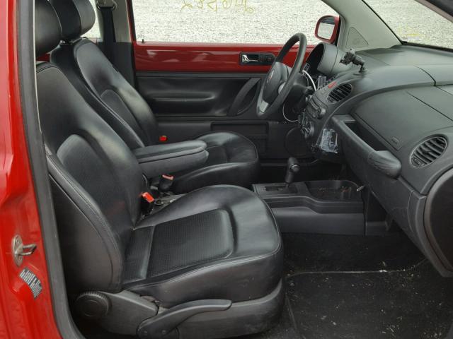 3VWRW31C96M421637 - 2006 VOLKSWAGEN NEW BEETLE 红色 照片 5