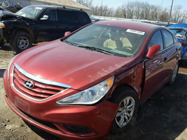 5NPEB4AC7CH380641 - 2012 HYUNDAI SONATA GLS MAROON photo 2