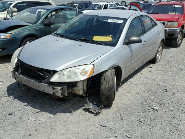 1G2ZG58N674126998 - 2007 PONTIAC G6 BASE SILVER photo 2