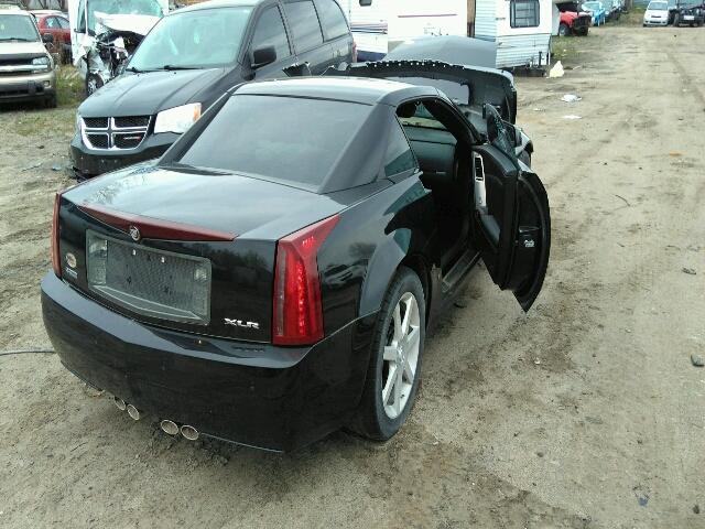 1G6YV36A165603527 - 2006 CADILLAC XLR BLACK photo 4