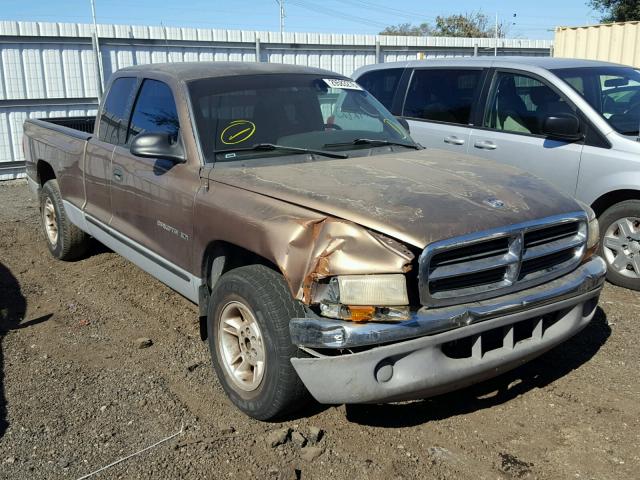 1B7GL22N5YS617758 - 2000 DODGE DAKOTA BROWN photo 1