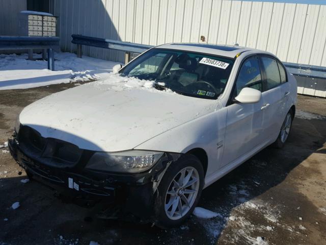 WBAPK5C52AA649191 - 2010 BMW 328 XI SUL WHITE photo 2