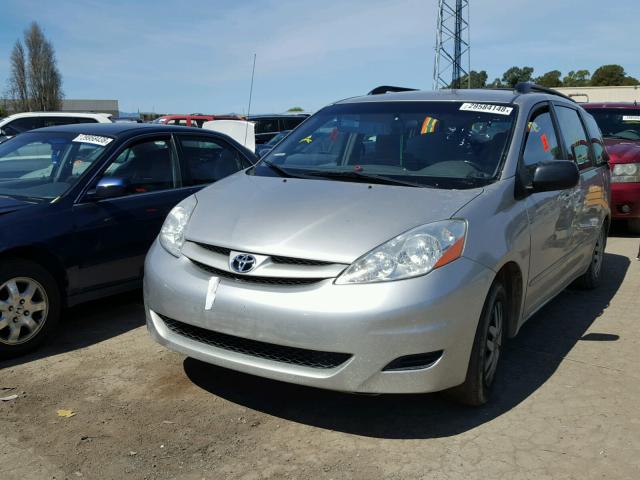 5TDZA23C16S573842 - 2006 TOYOTA SIENNA CE GOLD photo 2