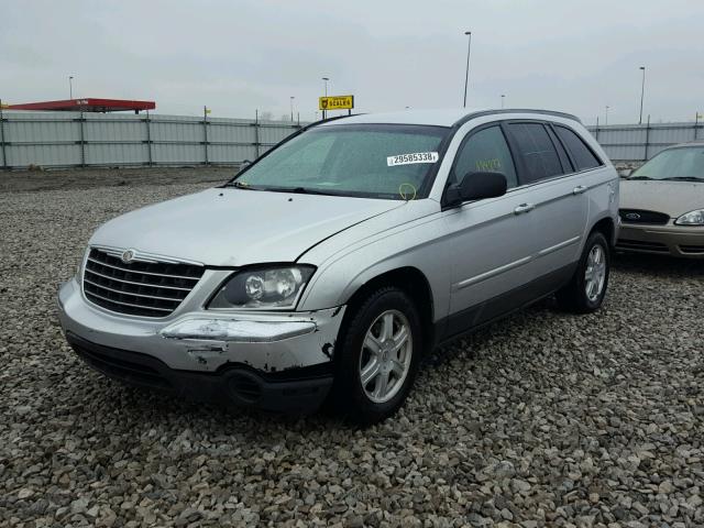 2A4GM68406R777882 - 2006 CHRYSLER PACIFICA T SILVER photo 2
