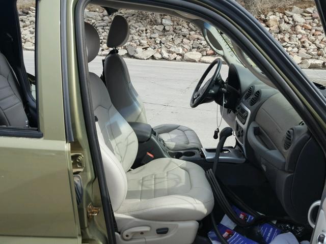 1J4GL38K14W188814 - 2004 JEEP LIBERTY RE GREEN photo 5