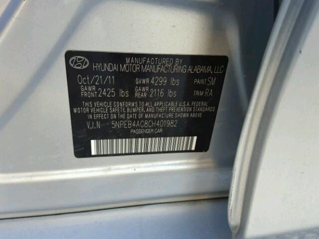 5NPEB4AC8CH401982 - 2012 HYUNDAI SONATA SILVER photo 10