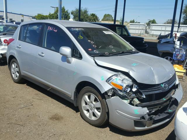 3N1BC13E88L384432 - 2008 NISSAN VERSA S SILVER photo 1