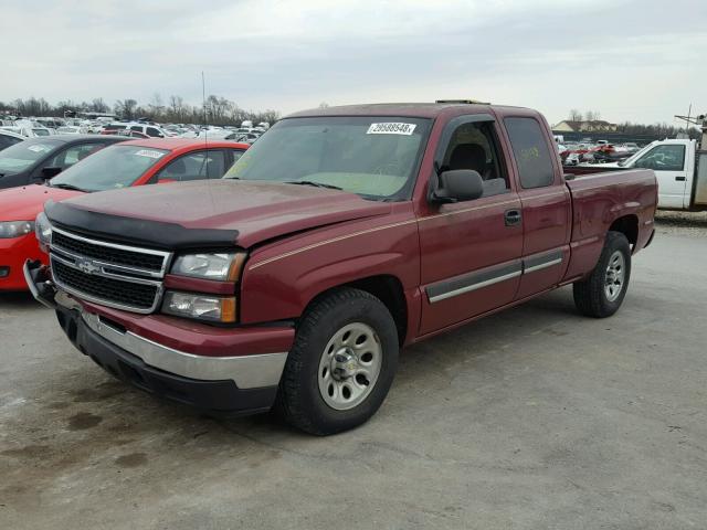 1GCEC19Z56Z269359 - 2006 CHEVROLET SILVERADO MAROON photo 2