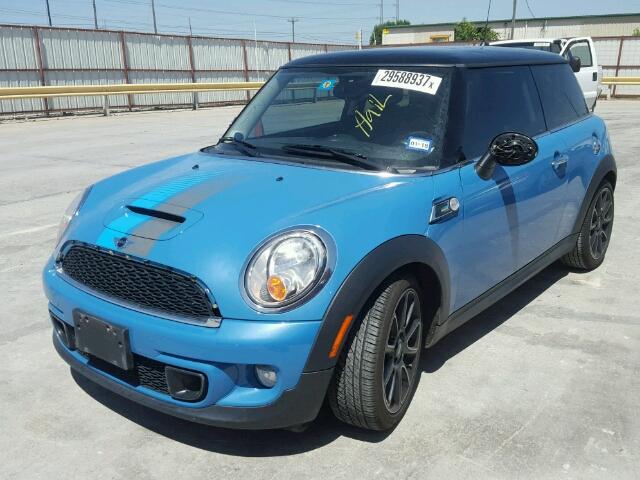 WMWSV3C51CT387001 - 2012 MINI COOPER S BLUE photo 2