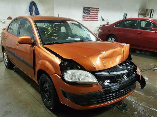 KNADE223696533385 - 2009 KIA RIO BASE ORANGE photo 1