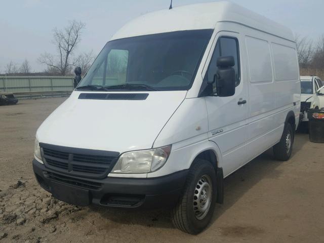 WD0PD644665966567 - 2006 DODGE SPRINTER 2 WHITE photo 2