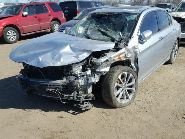 1HGCR3F82FA005710 - 2015 HONDA ACCORD EXL SILVER photo 2