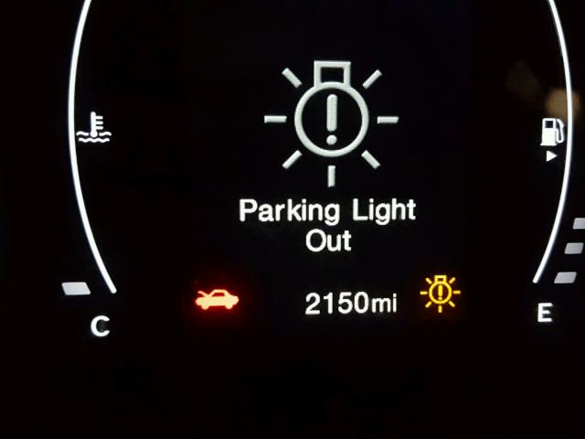 ZACCJBAB7HPG09419 - 2017 JEEP RENEGADE S თეთრი ფოტო 8