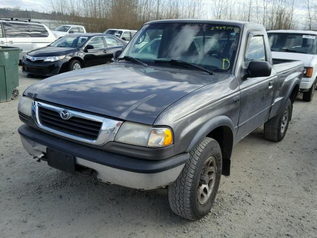 4F4YR13V4YTM15474 - 2000 MAZDA B3000 GRAY photo 2