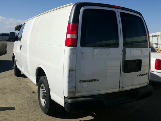 1GCGG25V461173629 - 2006 CHEVROLET EXPRESS G2 WHITE photo 3