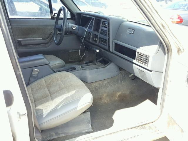 1J4FJ58LXLL220925 - 1990 JEEP CHEROKEE WHITE photo 5