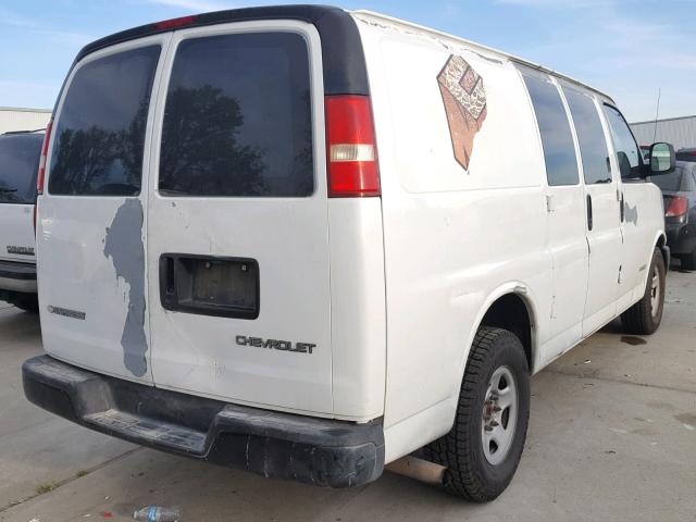 1GCFG25T531188873 - 2003 CHEVROLET EXPRESS G2 WHITE photo 4