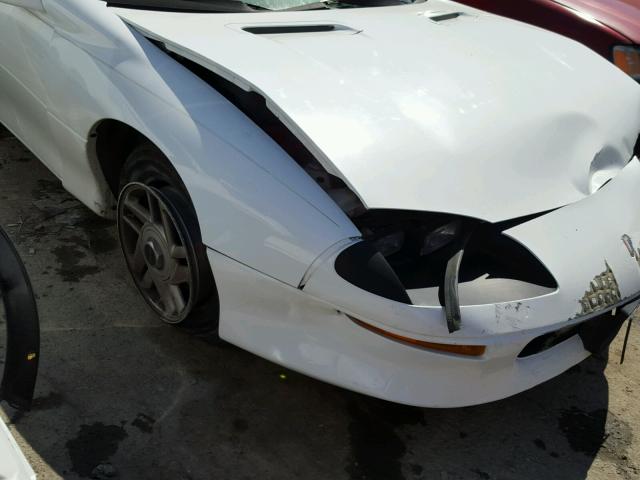 2G1FP32K8T2156224 - 1996 CHEVROLET CAMARO BAS 白色 照片 10