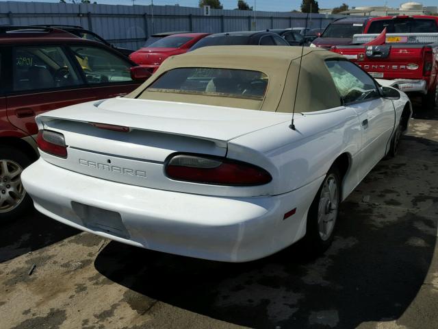 2G1FP32K8T2156224 - 1996 CHEVROLET CAMARO BAS WHITE photo 4