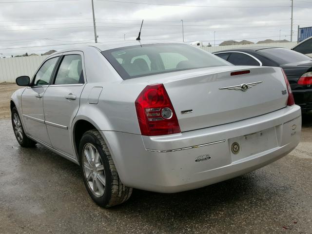 2C3KK53G28H118121 - 2008 CHRYSLER 300 TOURIN SILVER photo 3