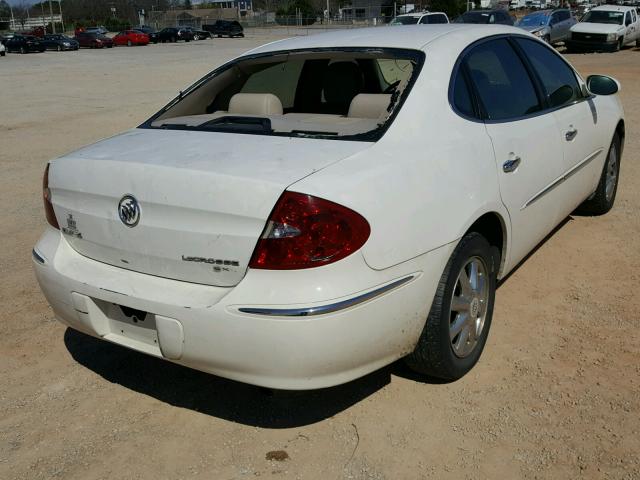 2G4WD532451233900 - 2005 BUICK LACROSSE C WHITE photo 4