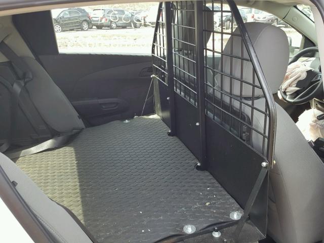 1G1JA6SH6G4156465 - 2016 CHEVROLET SONIC LS 白色 照片 6