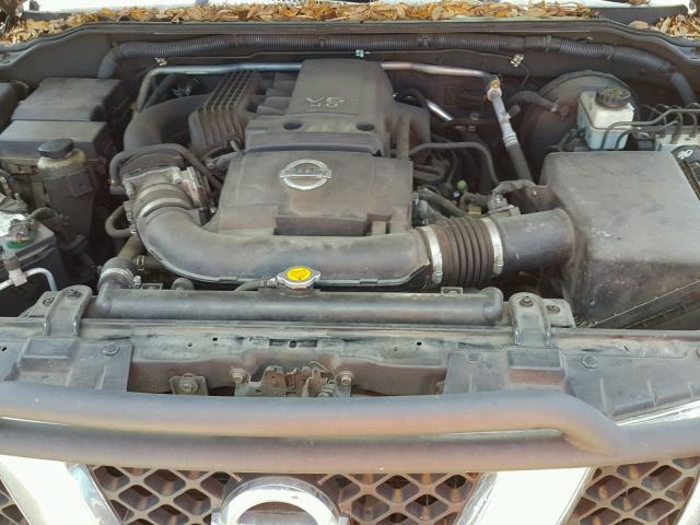 1N6AD07U75C426532 - 2005 NISSAN FRONTIER C GRAY photo 7