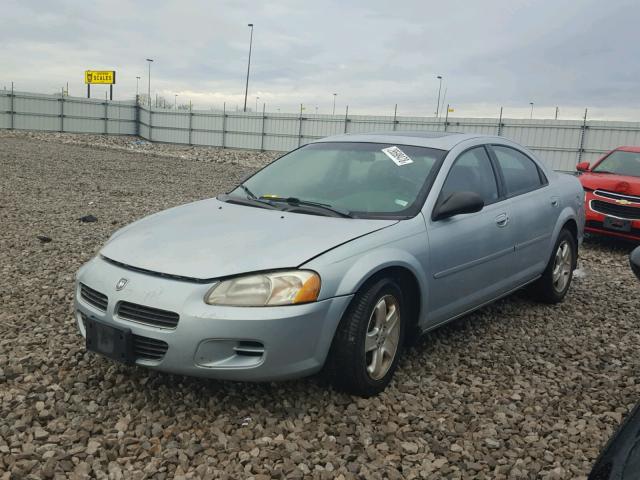 1B3EL46R32N310905 - 2002 DODGE STRATUS SE BLUE photo 2