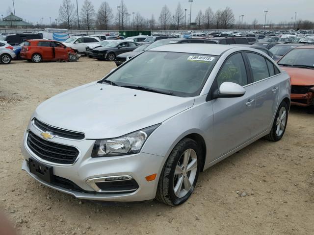 1G1PE5SB9F7285320 - 2015 CHEVROLET CRUZE LT SILVER photo 2