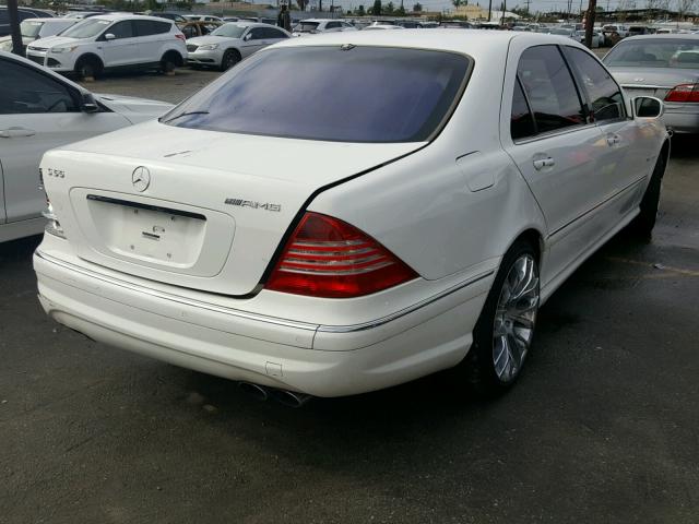 WDBNG74J15A443240 - 2005 MERCEDES-BENZ S 55 AMG WHITE photo 4