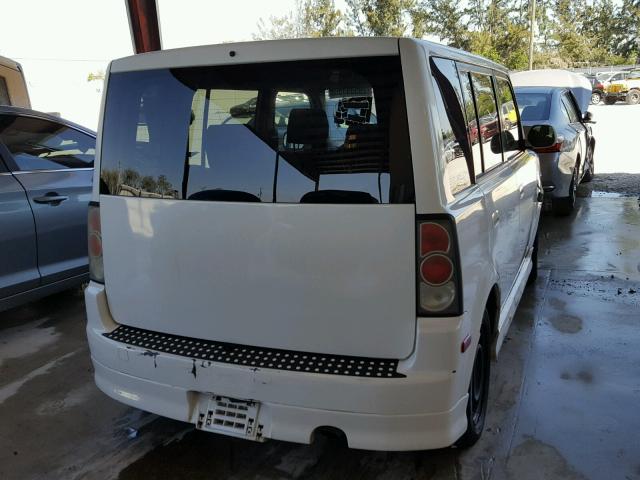 JTLKT334250175751 - 2005 TOYOTA SCION XB თეთრი ფოტო 4