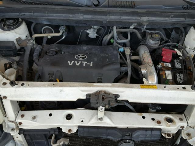 JTLKT334250175751 - 2005 TOYOTA SCION XB თეთრი ფოტო 7