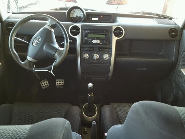 JTLKT334250175751 - 2005 TOYOTA SCION XB თეთრი ფოტო 9