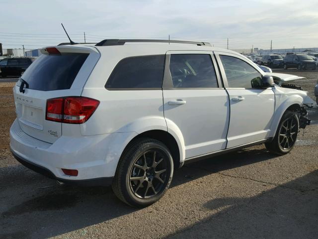 3C4PDCBG6JT158510 - 2018 DODGE JOURNEY SX WHITE photo 4