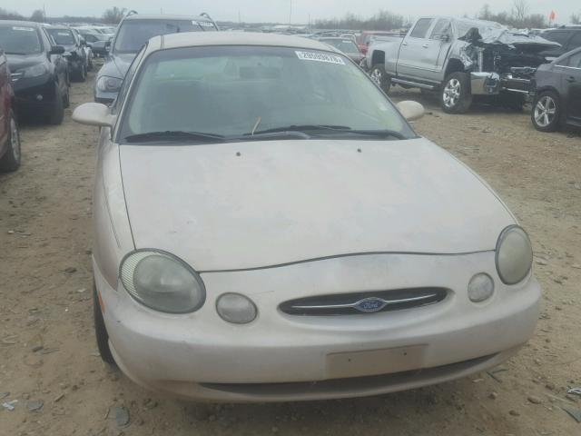 1FAFP52U3WA223712 - 1998 FORD TAURUS LX TAN photo 9