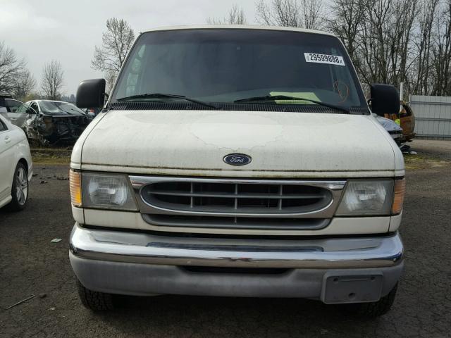 1FTSS34L51HB36331 - 2001 FORD ECONOLINE WHITE photo 9