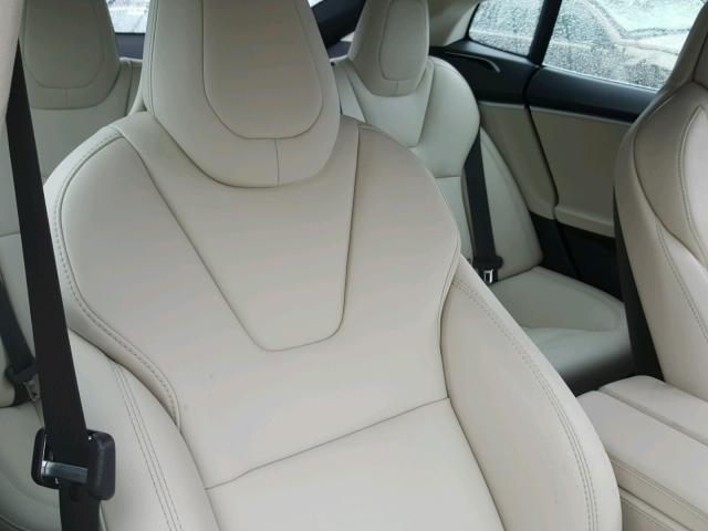 5YJSA1E26HF230404 - 2017 TESLA MODEL S SILVER photo 6