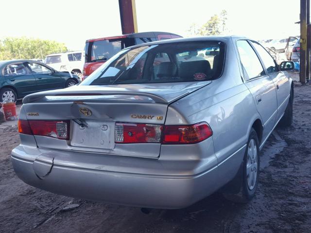 4T1BG22K7YU707840 - 2000 TOYOTA CAMRY CE SILVER photo 4