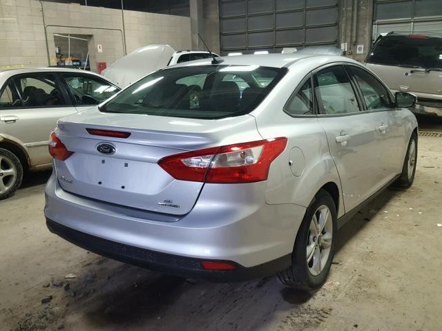 1FADP3F29EL448837 - 2014 FORD FOCUS SE GRAY photo 4